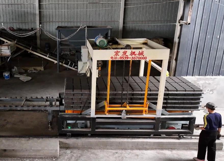Choose Reliable Brick Machine Manufacturer