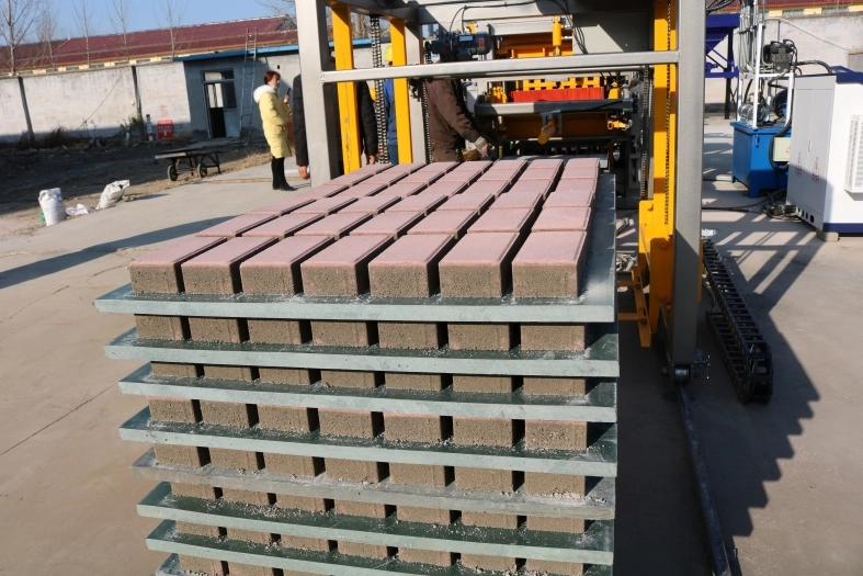 Paving Brick Manufacturing Solution | QT6-15 Automatic Hydraulic Brick Forming Machine