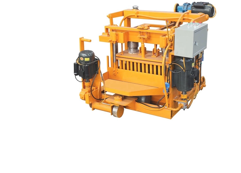 QMJ4‑30 Mobile Pallet‑Free Block Forming Machine | Small Movable Concrete Solid Brick Making Host