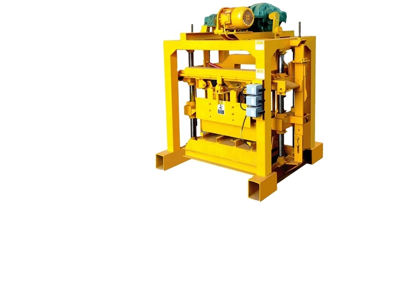 QMJ4‑30 Mobile Pallet‑Free Block Forming Machine | Small Movable Concrete Solid Brick Making Host