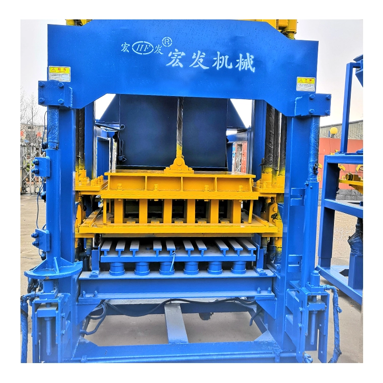 QT4-15C concrete brick molding machine QT4-15C concrete brick molding machine