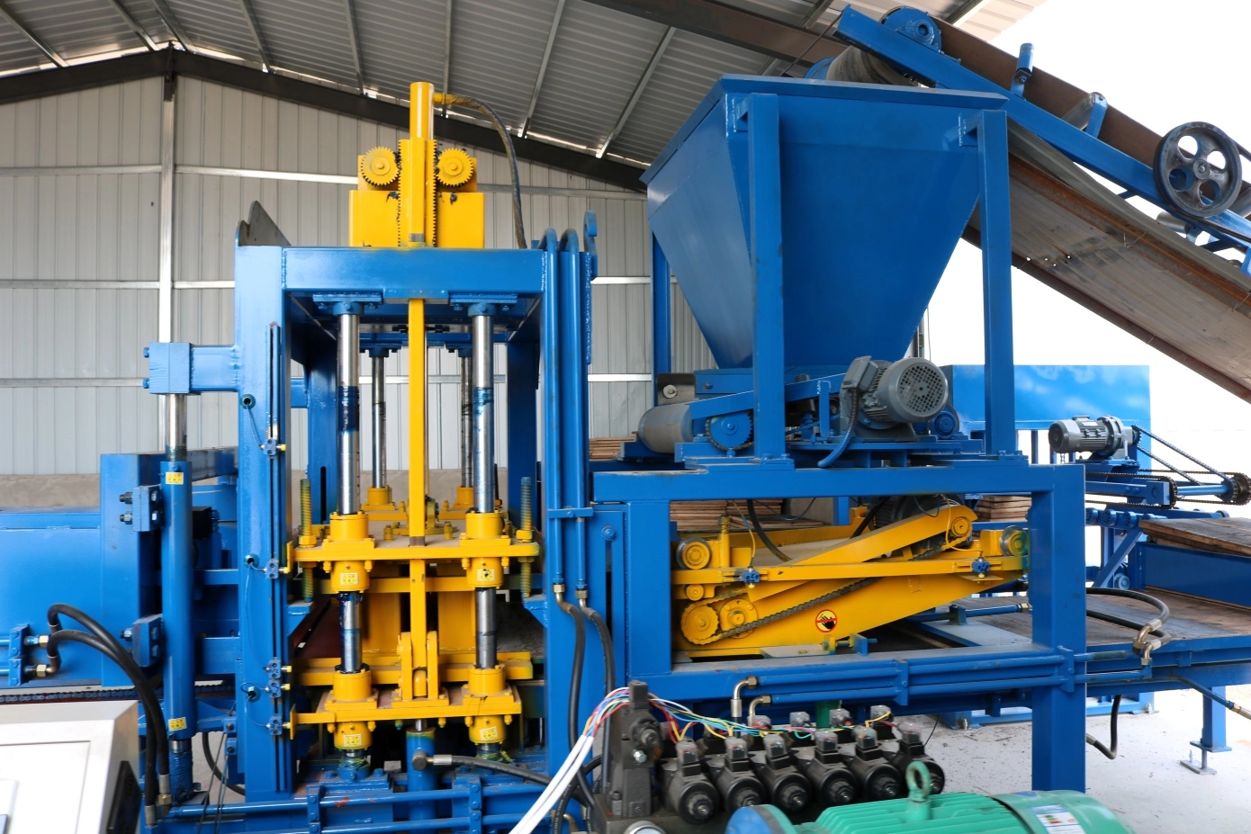 QT4-15C concrete block machine QT4-15C concrete block machine