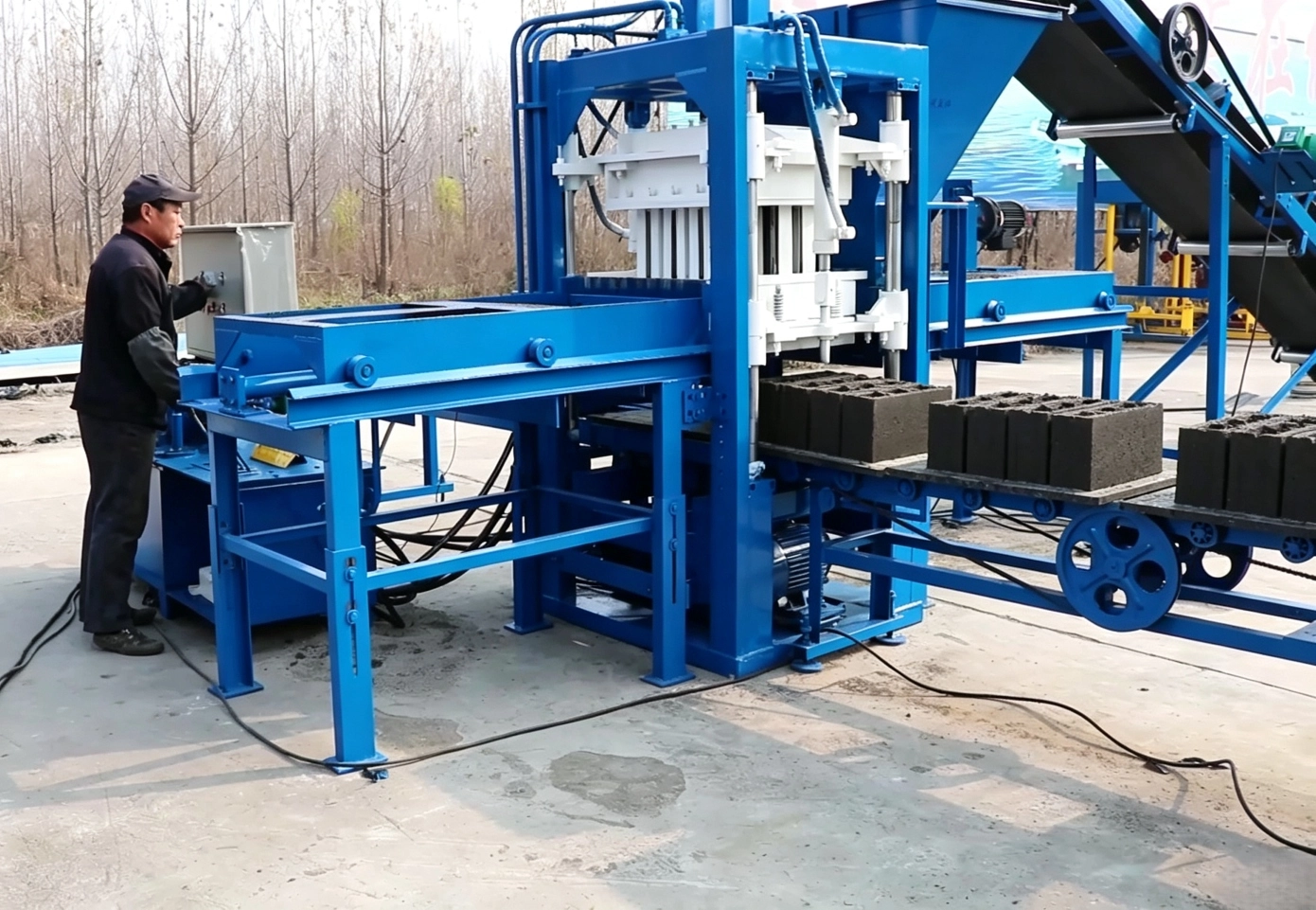 QT3-15 Automatic Block Machine Production Case (Mainly for Hollow Blocks)