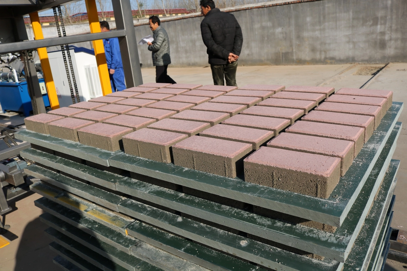 QT6-15 Automatic Brick Machine Actual Project QT6-15 Automatic Brick Machine Actual Project