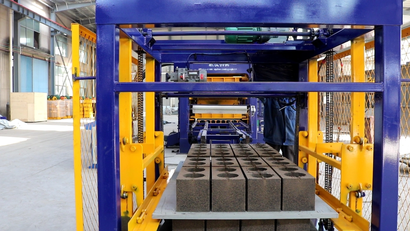 Large-Capacity Hollow Block Manufacturing Project | QT8-15 Fully Automatic Hydraulic Brick Machine Large-Capacity Hollow Block Manufacturing Project | QT8-15 Fully Automatic Hydraulic Brick Machine