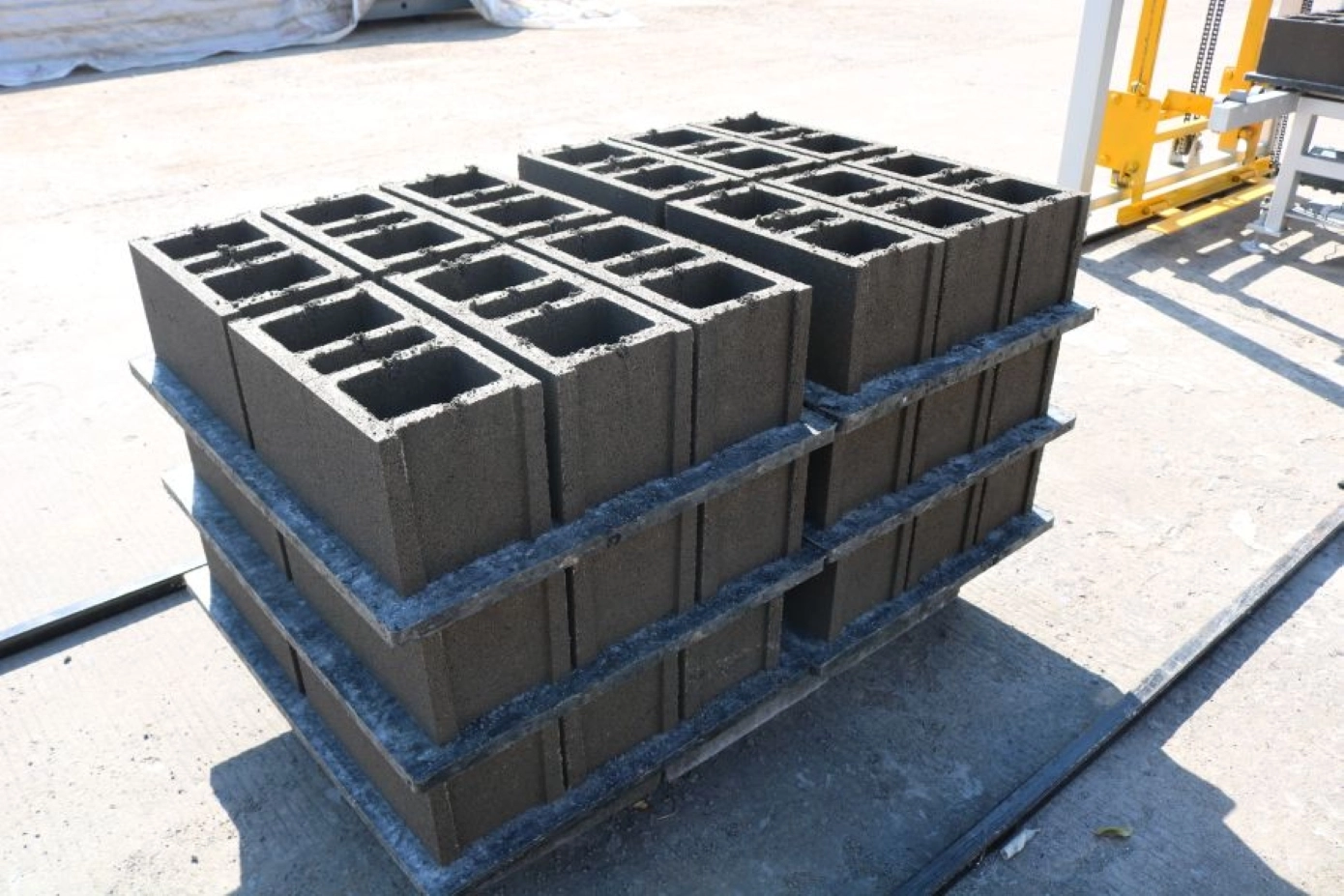 QT6‑15B Hollow Block Making Machine QT6‑15B Hollow Block Making Machine