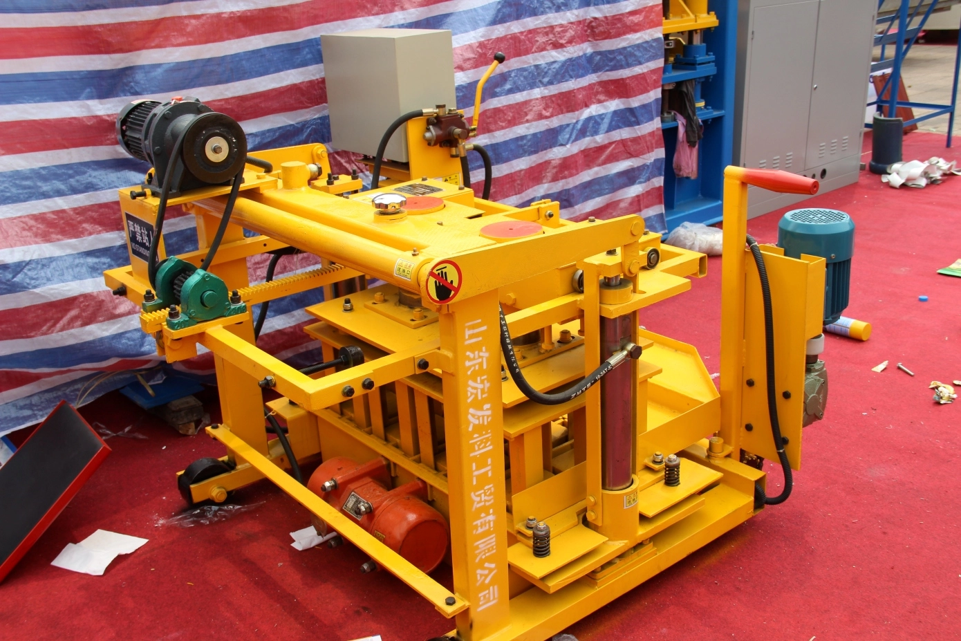 QMJ-4A Semi-automatic Concrete Block Machine