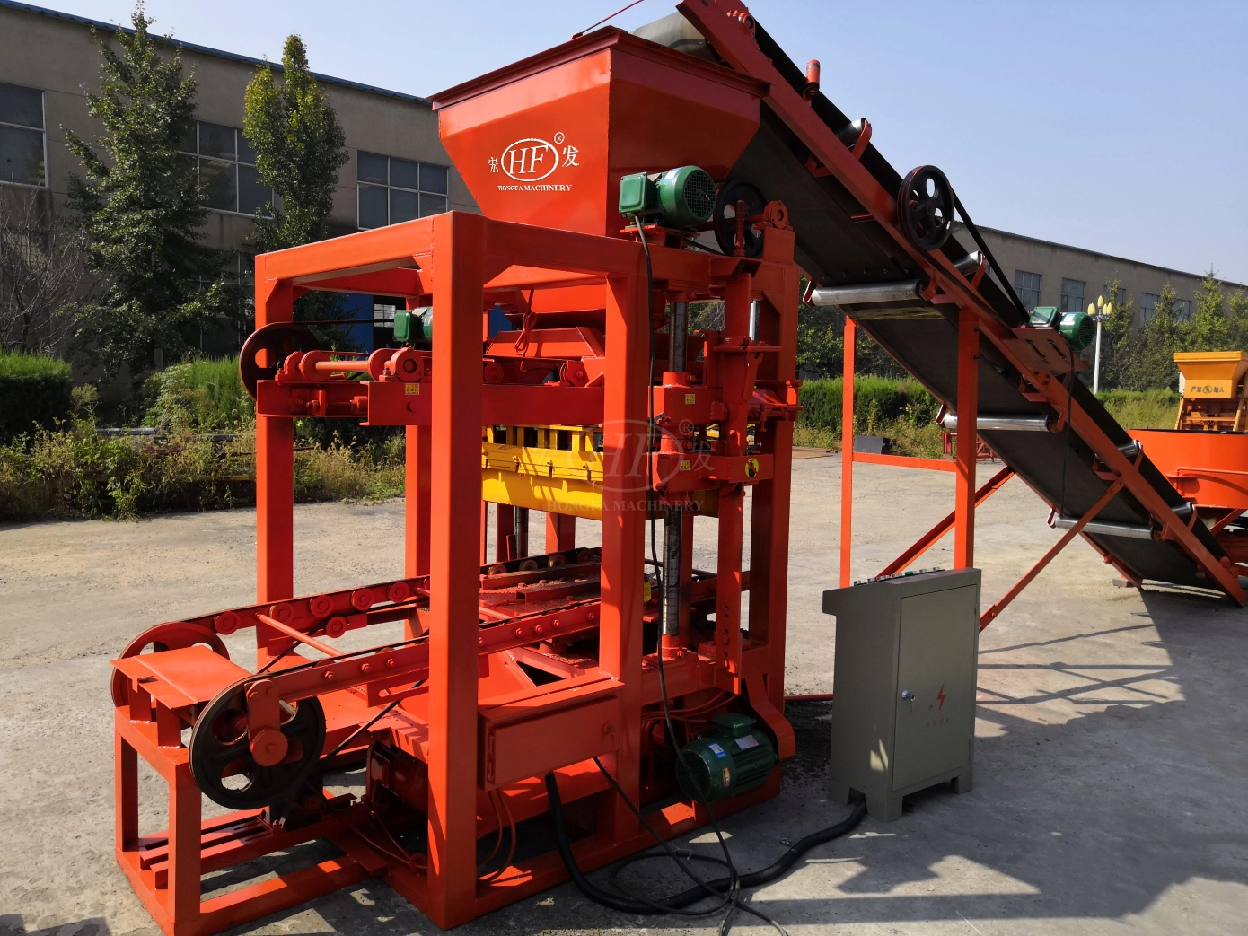 QTJ4-26 High Quality German Tech Semi-automatic Concrete Block Making Machine