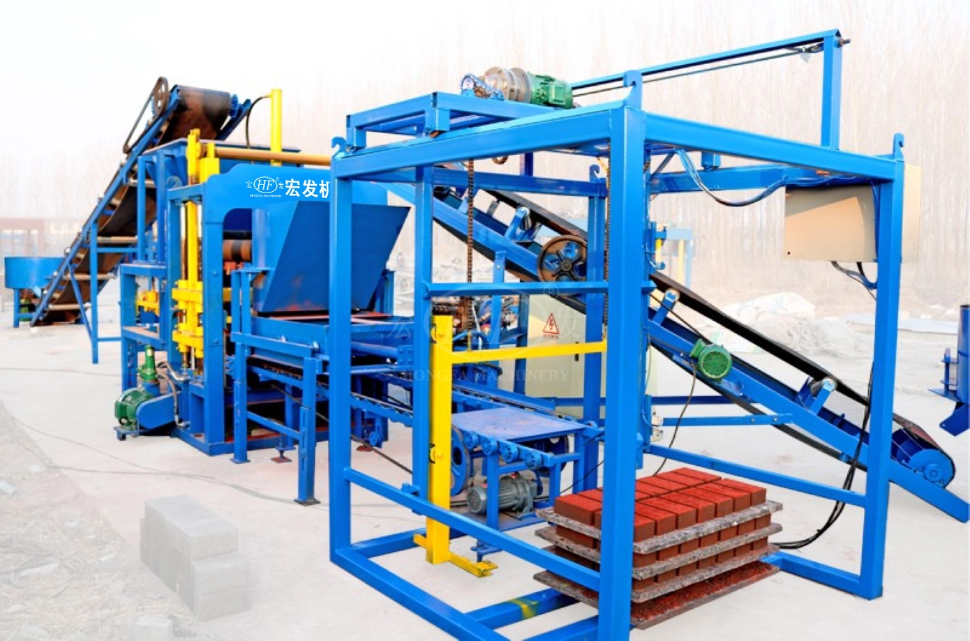 QT4‑15S Automatic Table‑Vibration Solid Waste Recycling Block Machine
