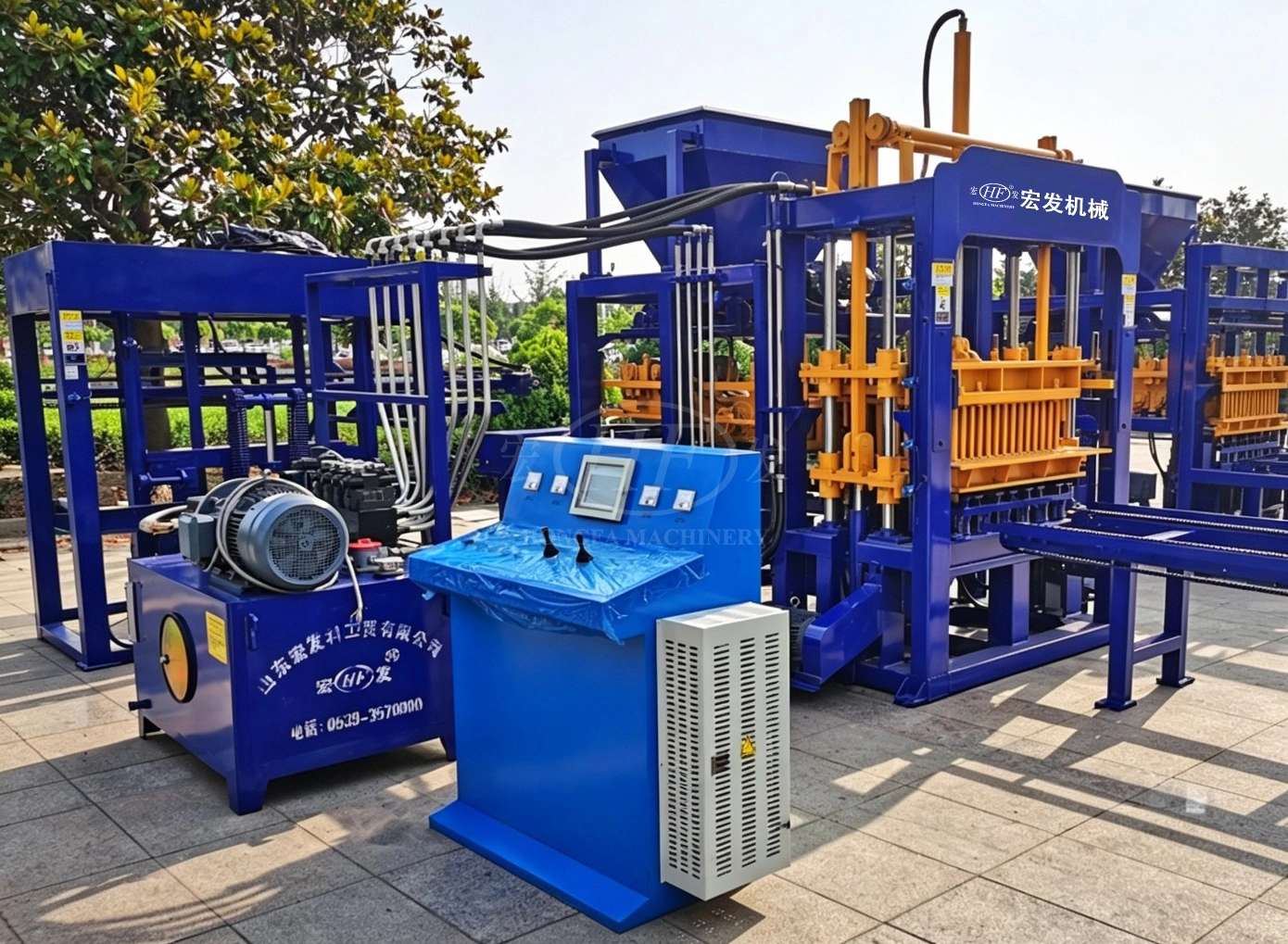 QT4-15S Fully Automatic Concrete Brick Machine