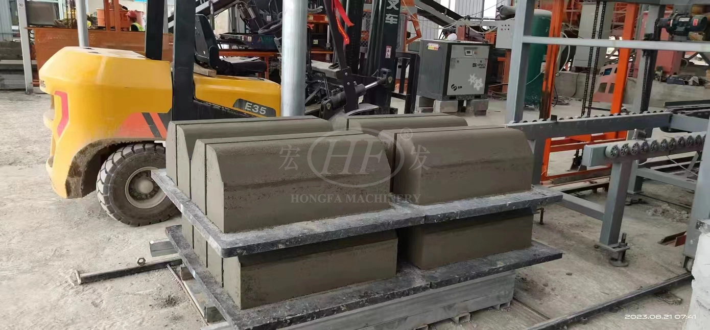 Curb Stone from QT10‑15 Automatic Concrete Curb Stone Making Machine Curb Stone from QT10‑15 Automatic Concrete Curb Stone Making Machine