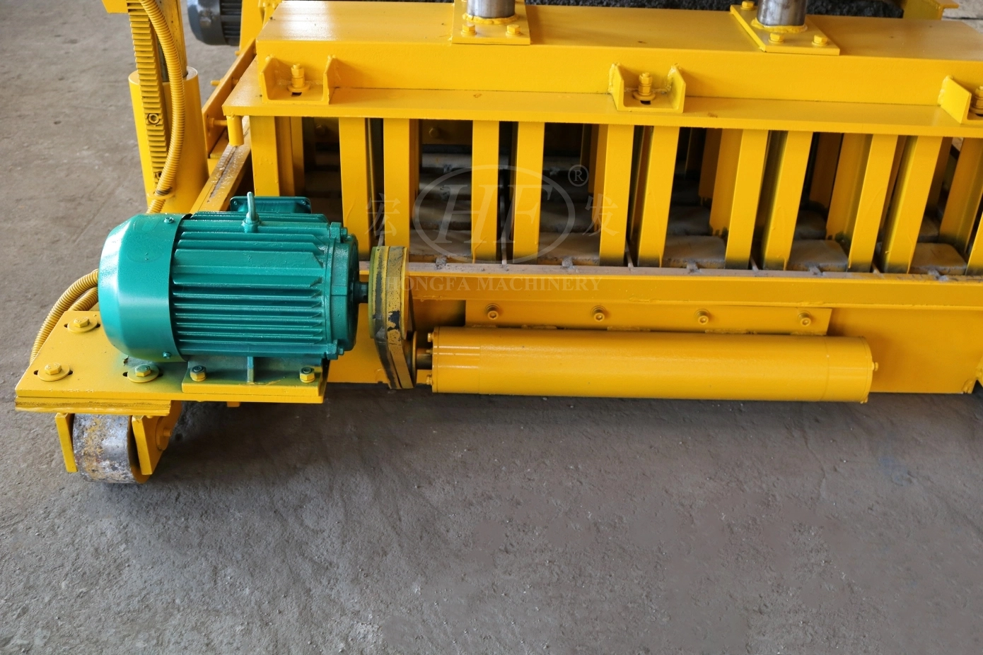 Mould of QMJ‑6A Mobile Mould‑vibration Hollow Block Machine Mould of QMJ‑6A Mobile Mould‑vibration Hollow Block Machine