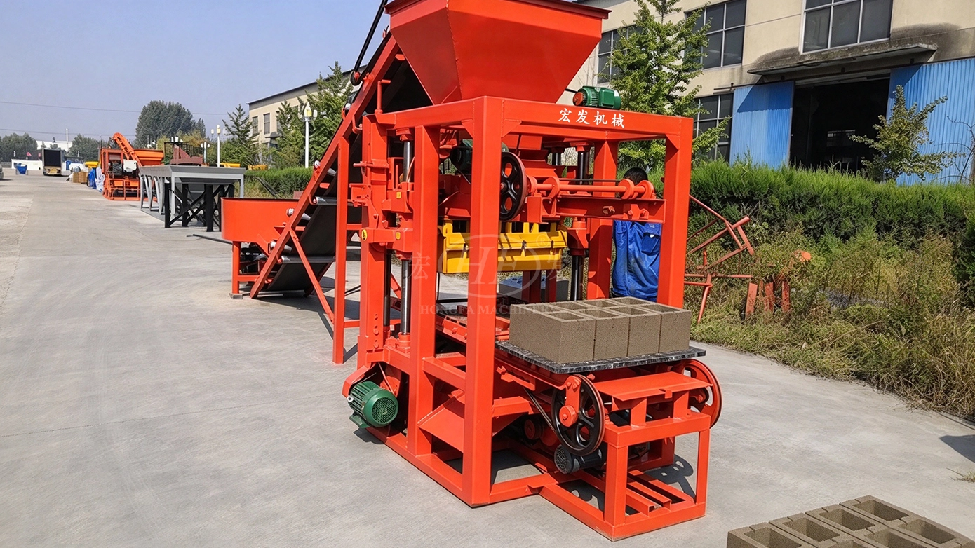QTJ4‑26D Semi‑automatic Concrete Solid Block Machine QTJ4‑26D Semi‑automatic Concrete Solid Block Machine